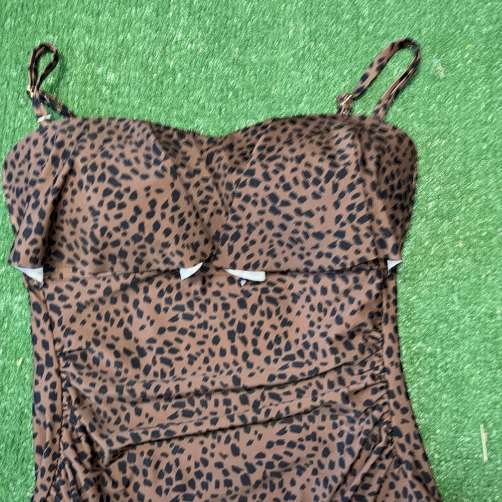 Leopard one piece - Picture 2 of 5